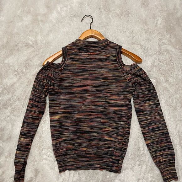 Rebecca Minkoff cold shoulder long sleeve pullover sweater - Picture 8 of 9